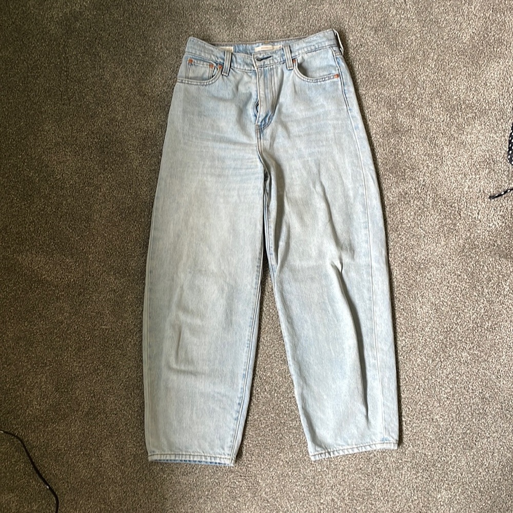 Levi’s balloon leg high waisted jeans